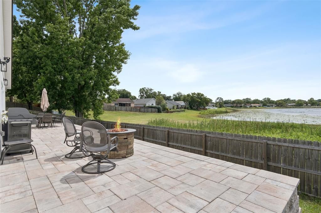 For Sale: $430,000 (4 beds, 2 baths, 2067 Square Feet)