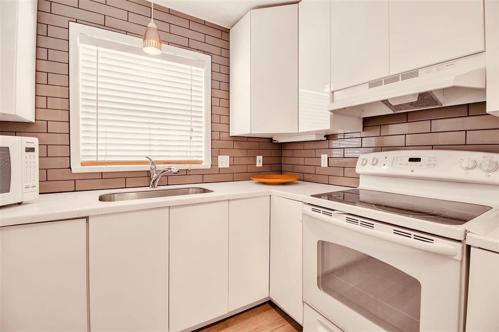 En Venta: $1,200,000 (2 camas, 2 baños, 1200 Pies cuadrados)
