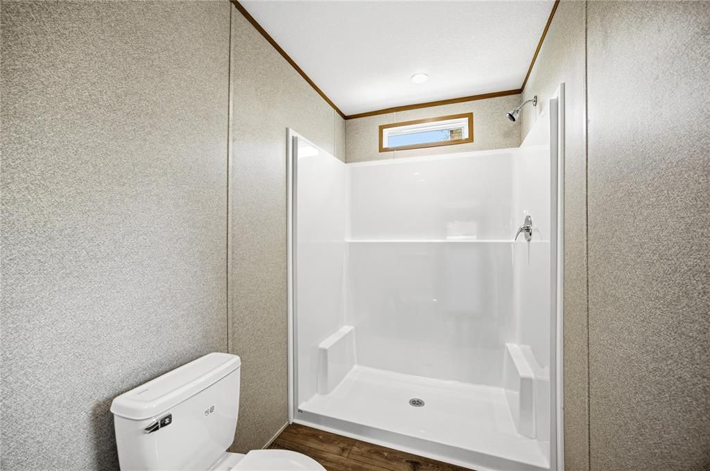 For Sale: $255,000 (4 beds, 2 baths, 1813 Square Feet)