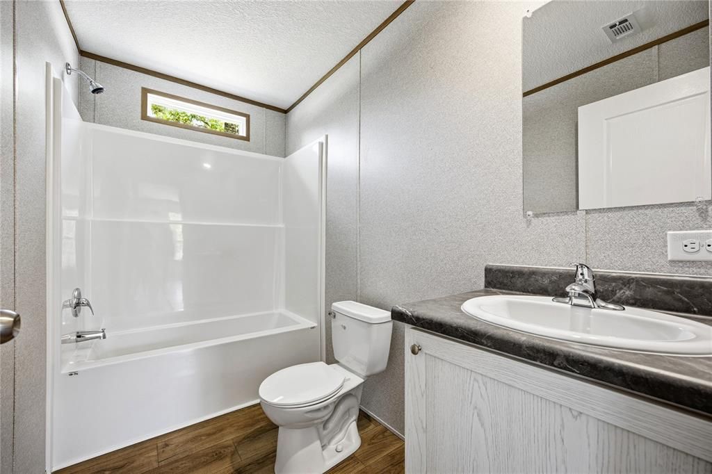 For Sale: $255,000 (4 beds, 2 baths, 1813 Square Feet)