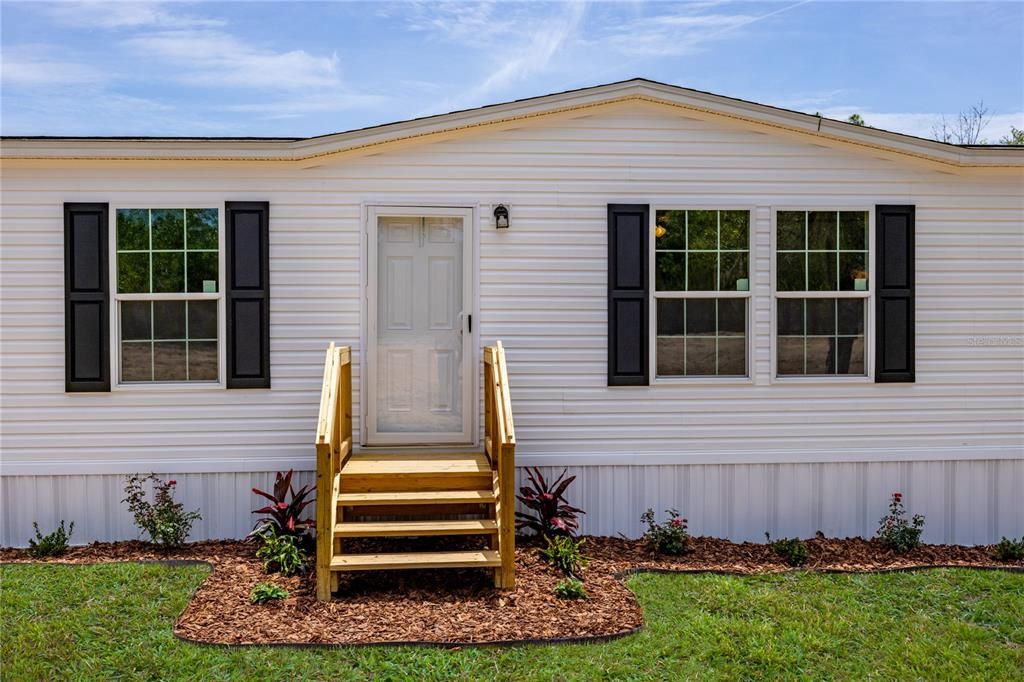 For Sale: $255,000 (4 beds, 2 baths, 1813 Square Feet)