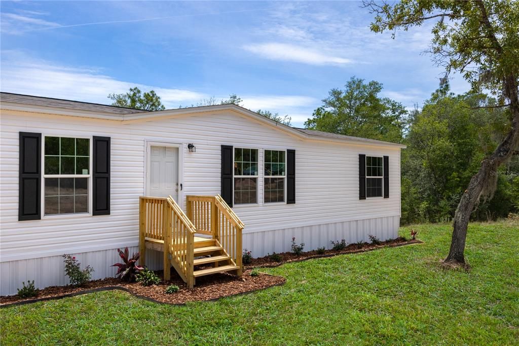 For Sale: $255,000 (4 beds, 2 baths, 1813 Square Feet)