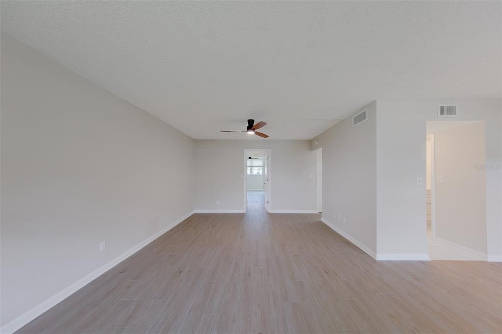 En Venta: $130,000 (1 camas, 1 baños, 930 Pies cuadrados)