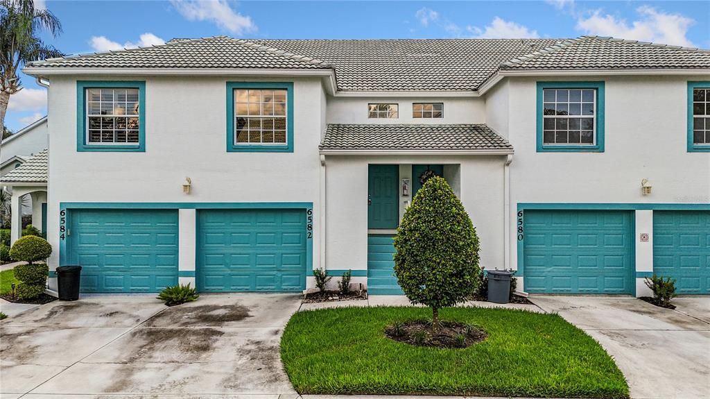 For Sale: $223,995 (2 beds, 2 baths, 1346 Square Feet)