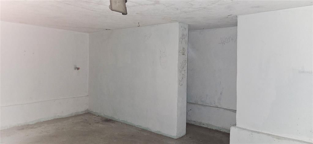 En Venta: $449,900 (4 camas, 3 baños, 2201 Pies cuadrados)