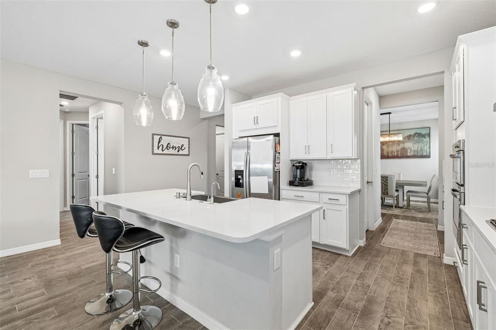 For Rent: $2,950 (4 beds, 3 baths, 2394 Square Feet)