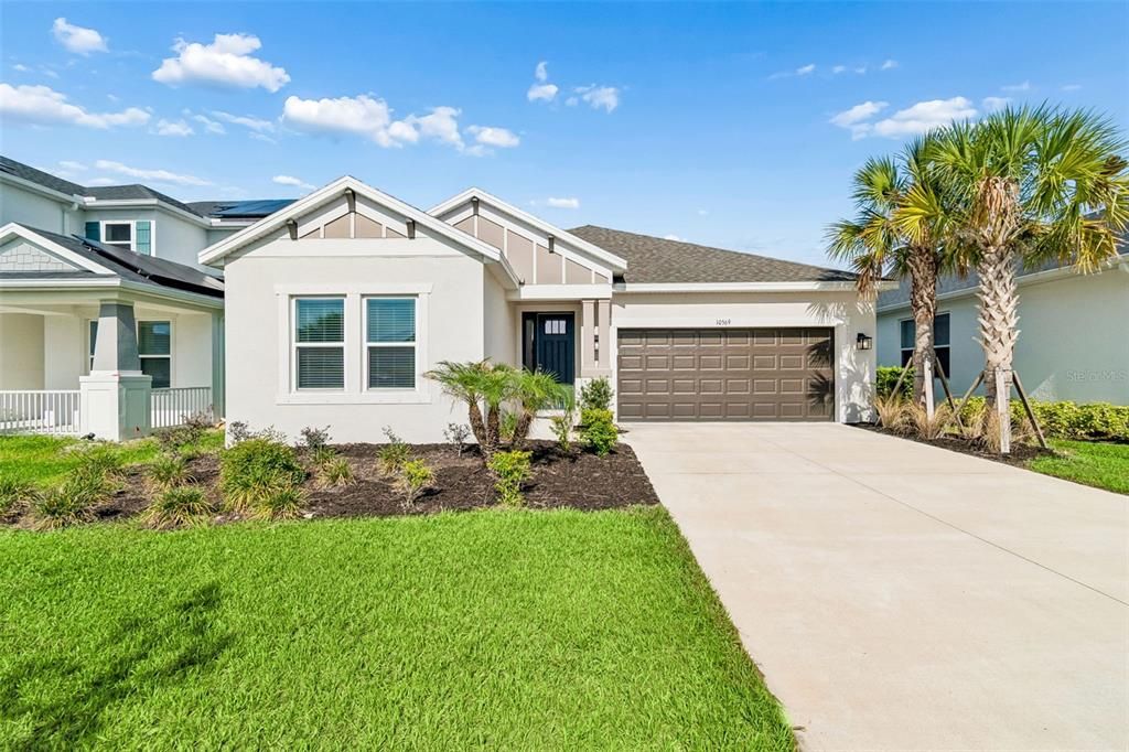 For Rent: $2,950 (4 beds, 3 baths, 2394 Square Feet)