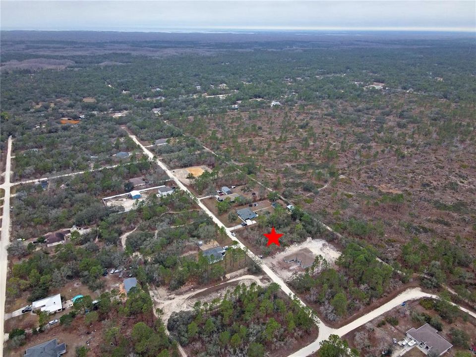 待售: $60,000 (0.94 acres)