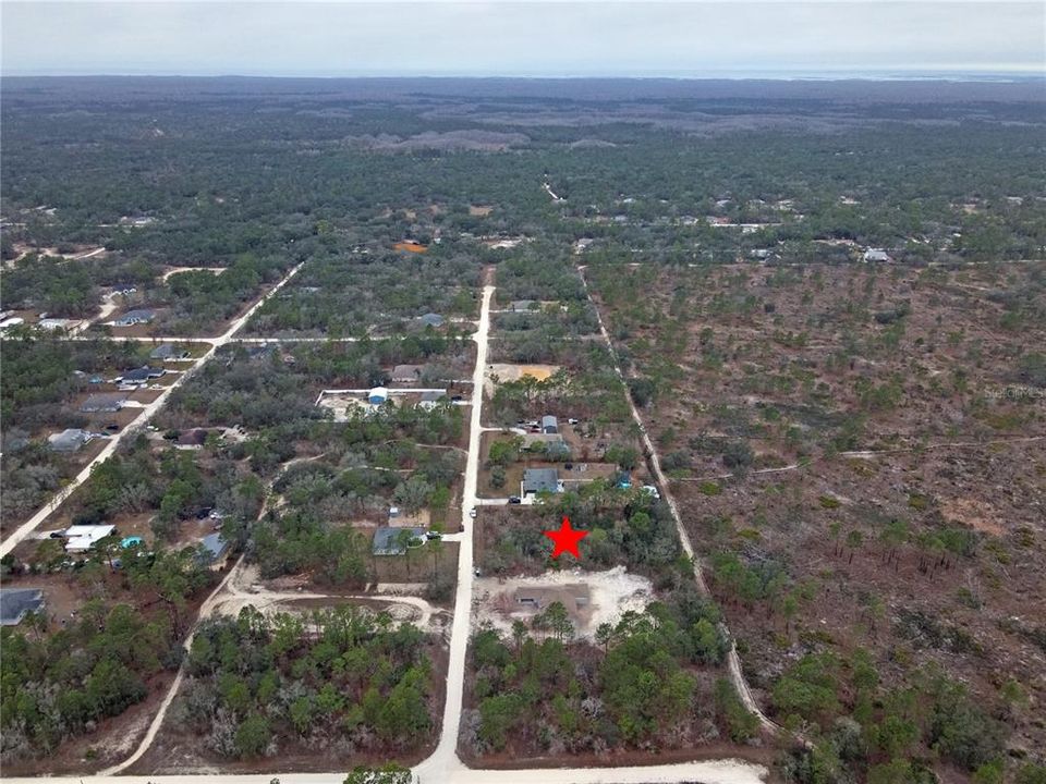 待售: $60,000 (0.94 acres)