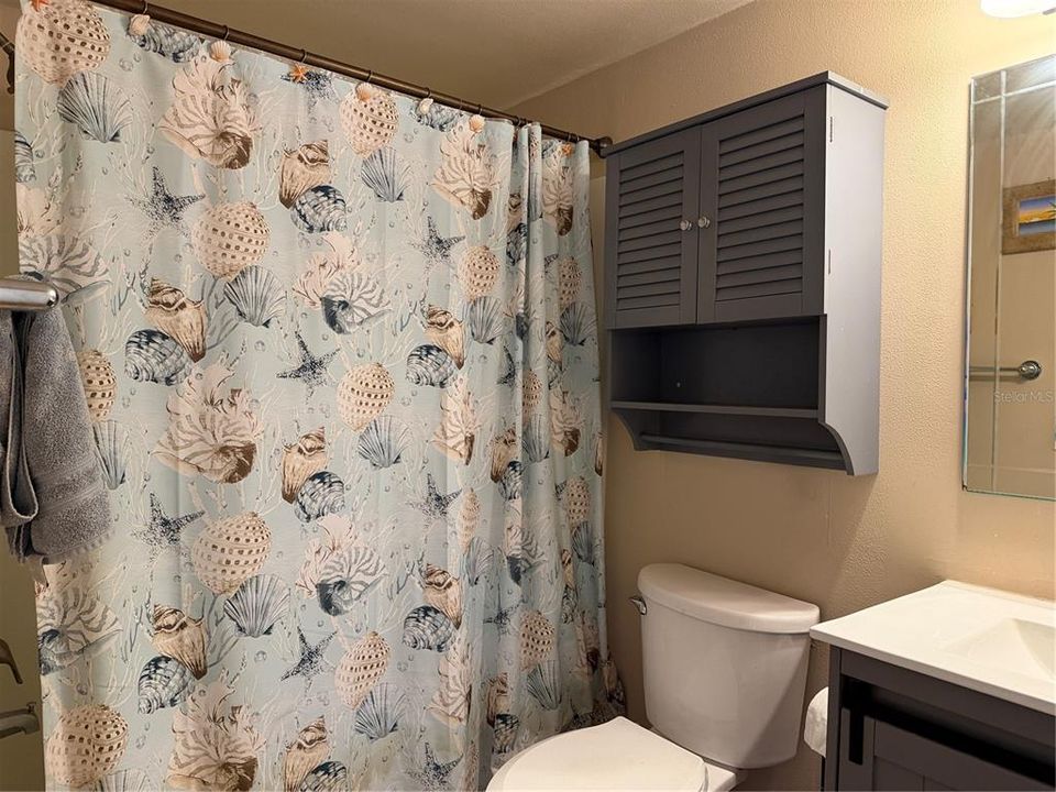 Active With Contract: $130,000 (1 beds, 1 baths, 456 Square Feet)
