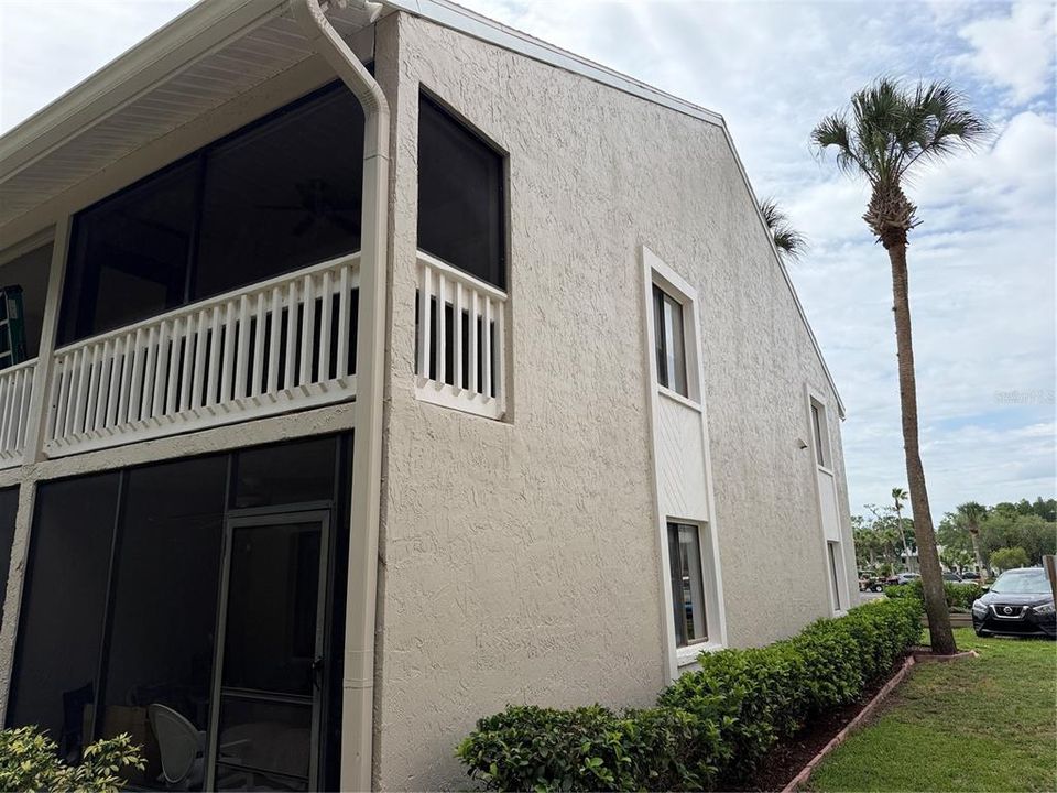 Active With Contract: $130,000 (1 beds, 1 baths, 456 Square Feet)
