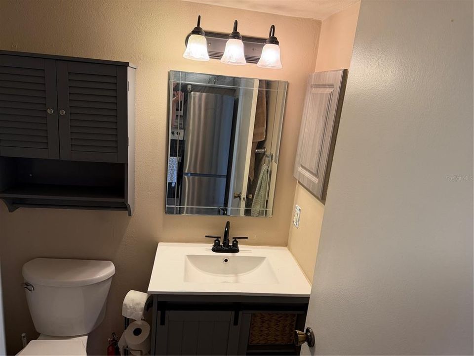Active With Contract: $130,000 (1 beds, 1 baths, 456 Square Feet)