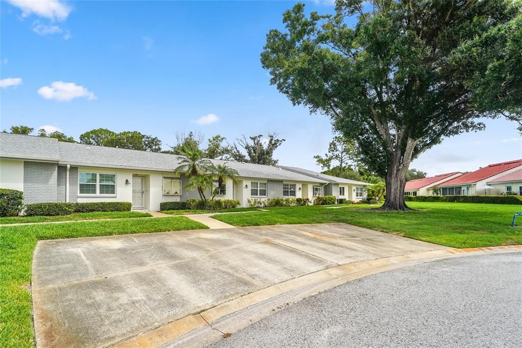 For Sale: $269,000 (2 beds, 2 baths, 1230 Square Feet)