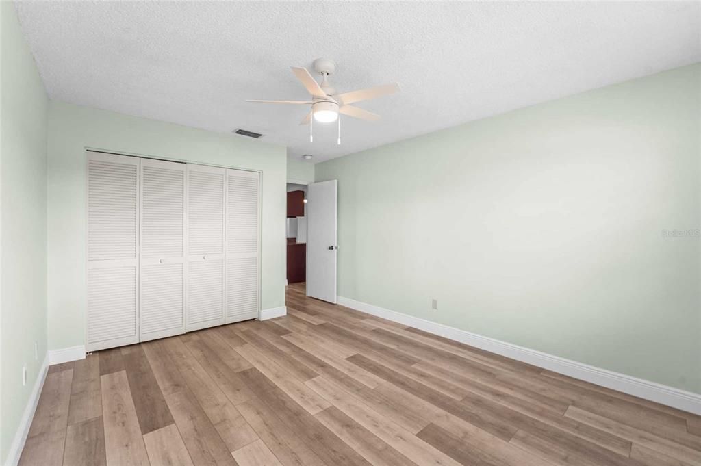For Sale: $269,000 (2 beds, 2 baths, 1230 Square Feet)