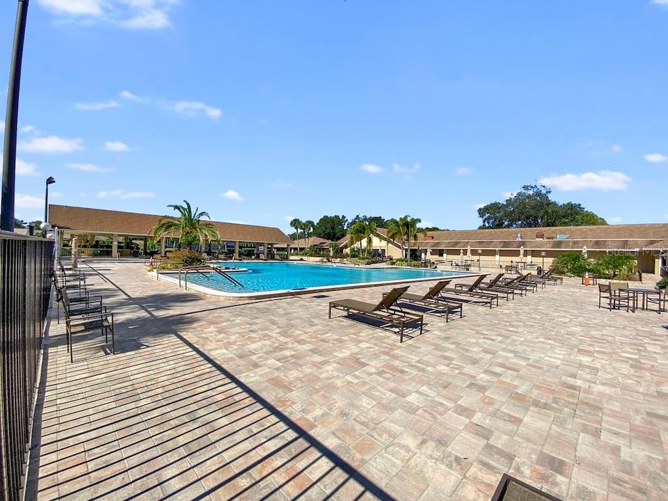 For Sale: $269,000 (2 beds, 2 baths, 1230 Square Feet)