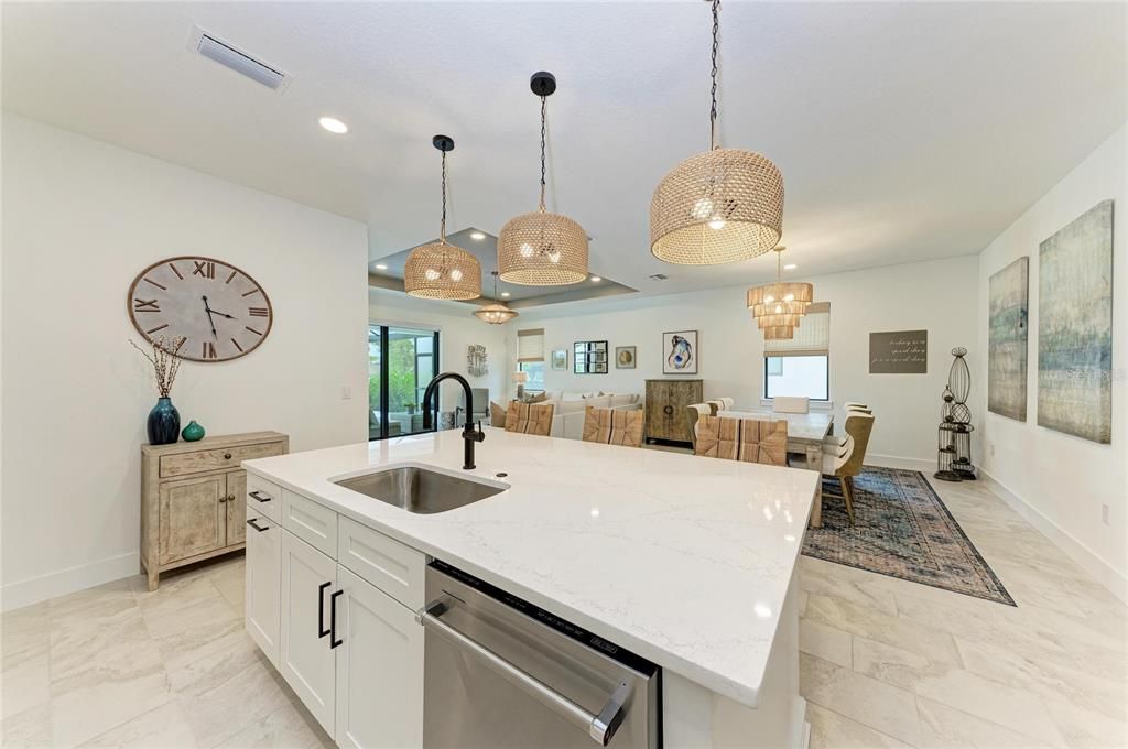For Sale: $774,900 (4 beds, 3 baths, 2134 Square Feet)
