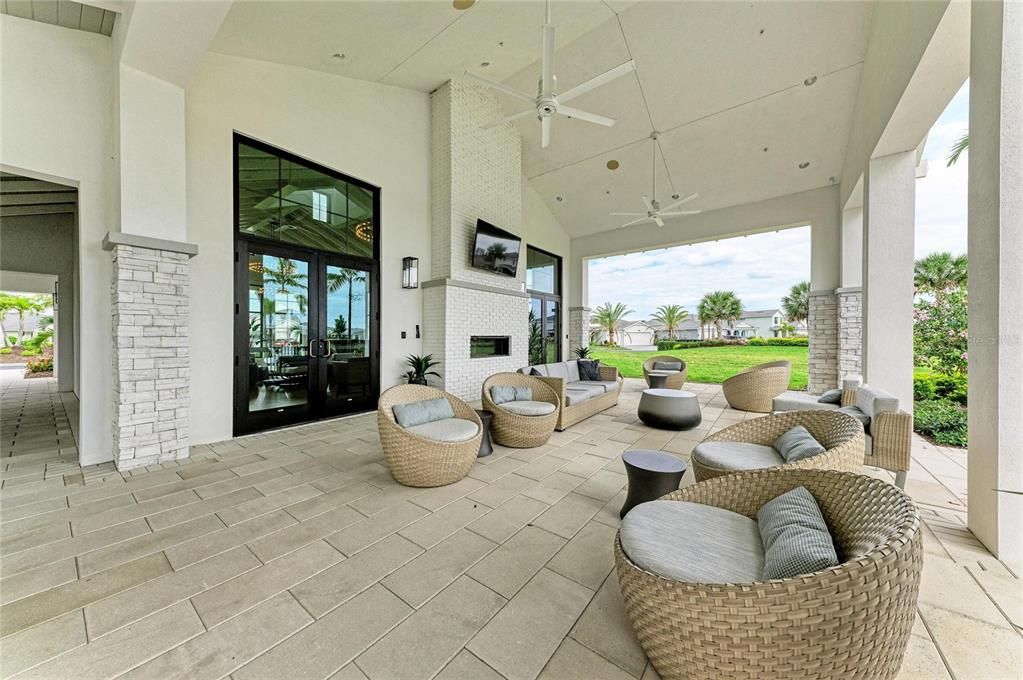 For Sale: $774,900 (4 beds, 3 baths, 2134 Square Feet)