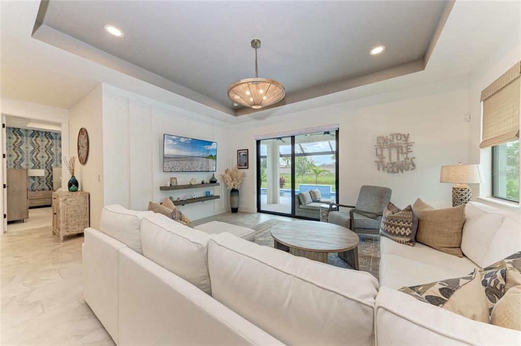 For Sale: $774,900 (4 beds, 3 baths, 2134 Square Feet)