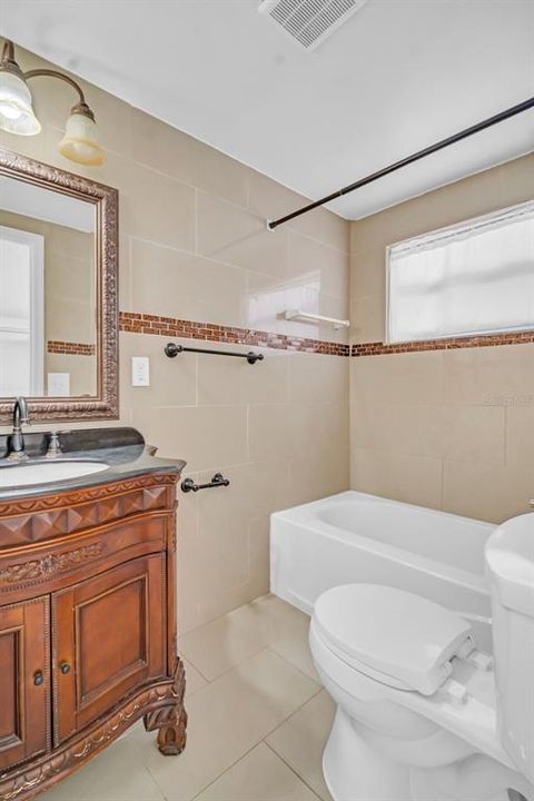 For Rent: $3,750 (4 beds, 3 baths, 1911 Square Feet)