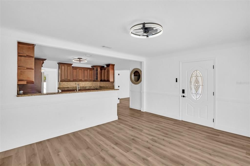For Rent: $3,750 (4 beds, 3 baths, 1911 Square Feet)