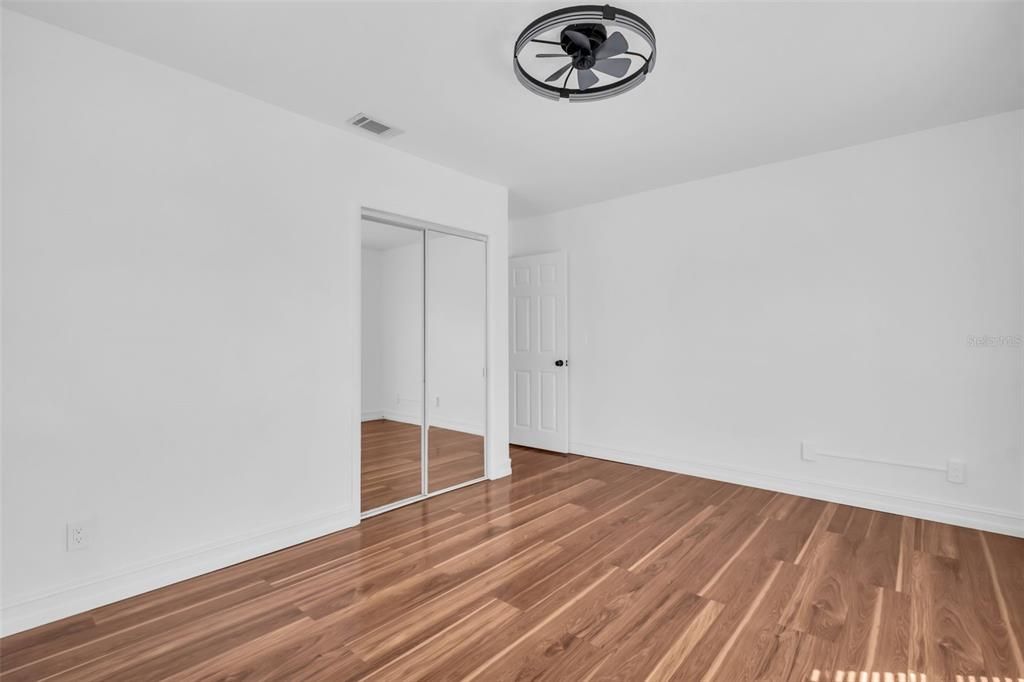 For Rent: $3,750 (4 beds, 3 baths, 1911 Square Feet)