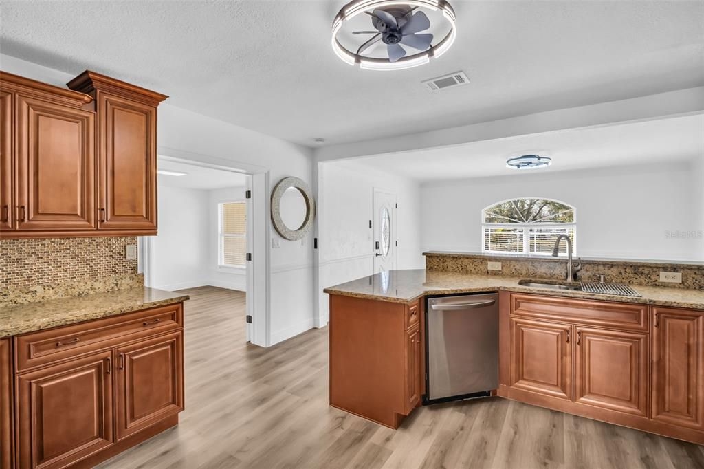 For Rent: $3,750 (4 beds, 3 baths, 1911 Square Feet)