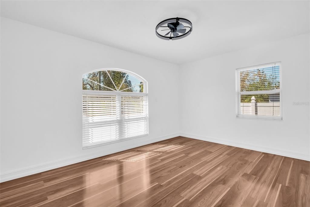For Rent: $3,750 (4 beds, 3 baths, 1911 Square Feet)