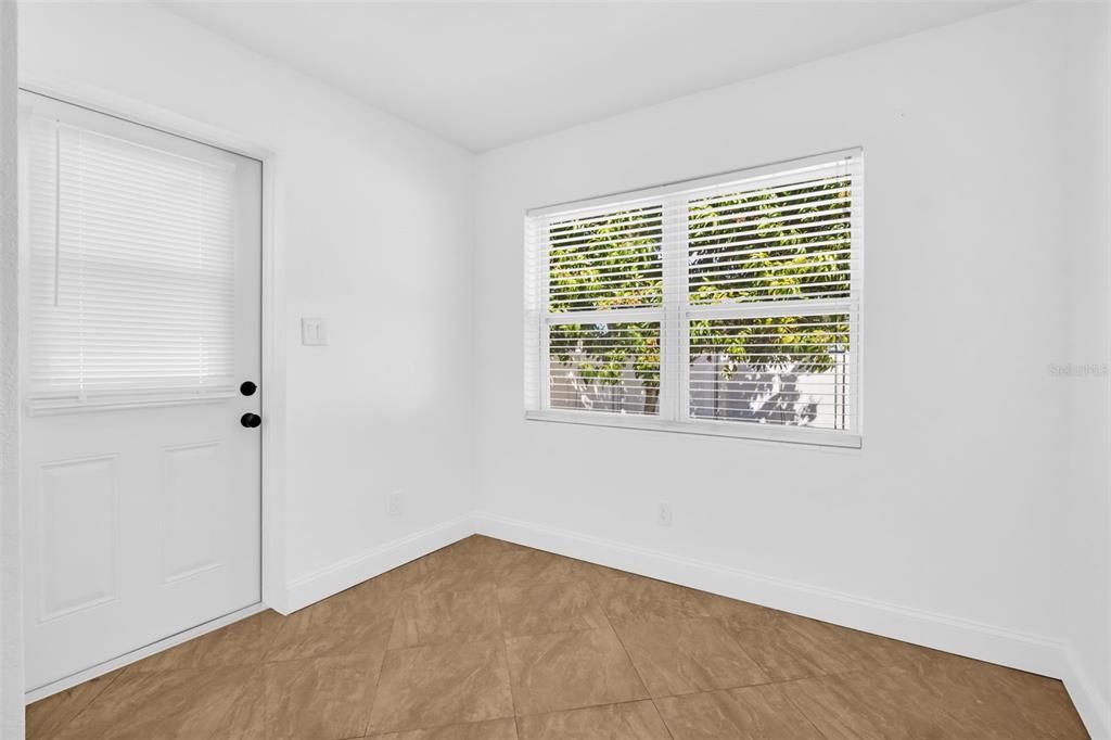 For Rent: $3,750 (4 beds, 3 baths, 1911 Square Feet)