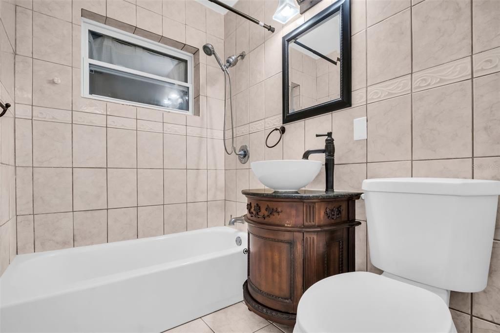 For Rent: $3,750 (4 beds, 3 baths, 1911 Square Feet)