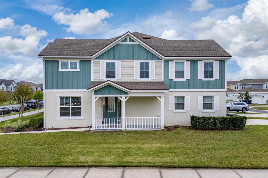 For Rent: $2,300 (4 beds, 2 baths, 1700 Square Feet)