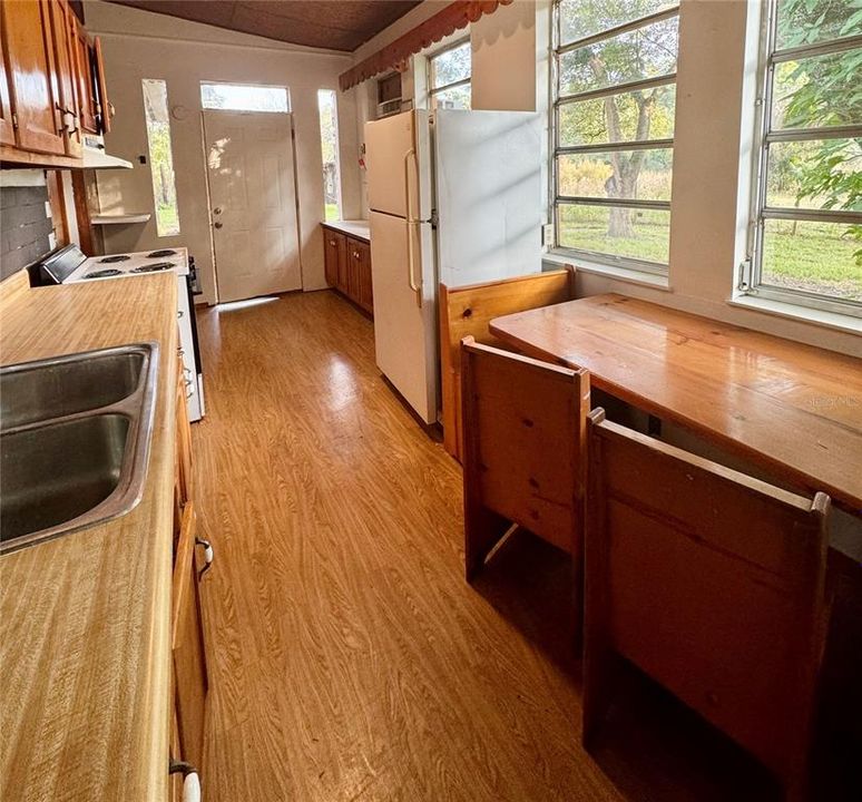 En Renta: $1,700 (3 camas, 2 baños, 1080 Pies cuadrados)