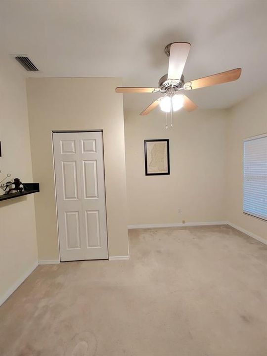 For Rent: $2,500 (5 beds, 2 baths, 2239 Square Feet)
