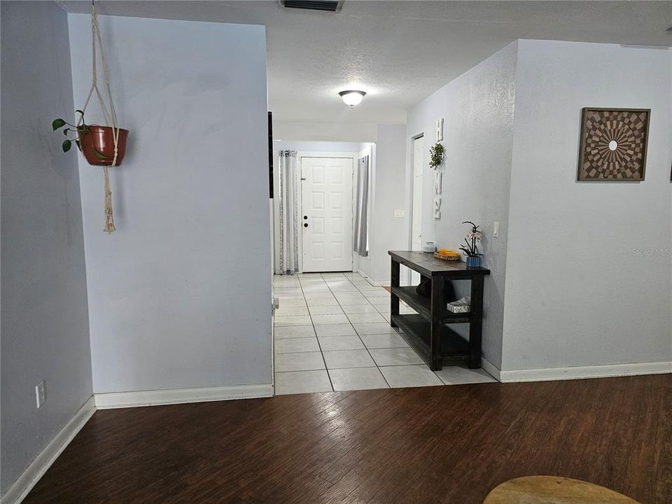 For Sale: $415,900 (3 beds, 2 baths, 1982 Square Feet)