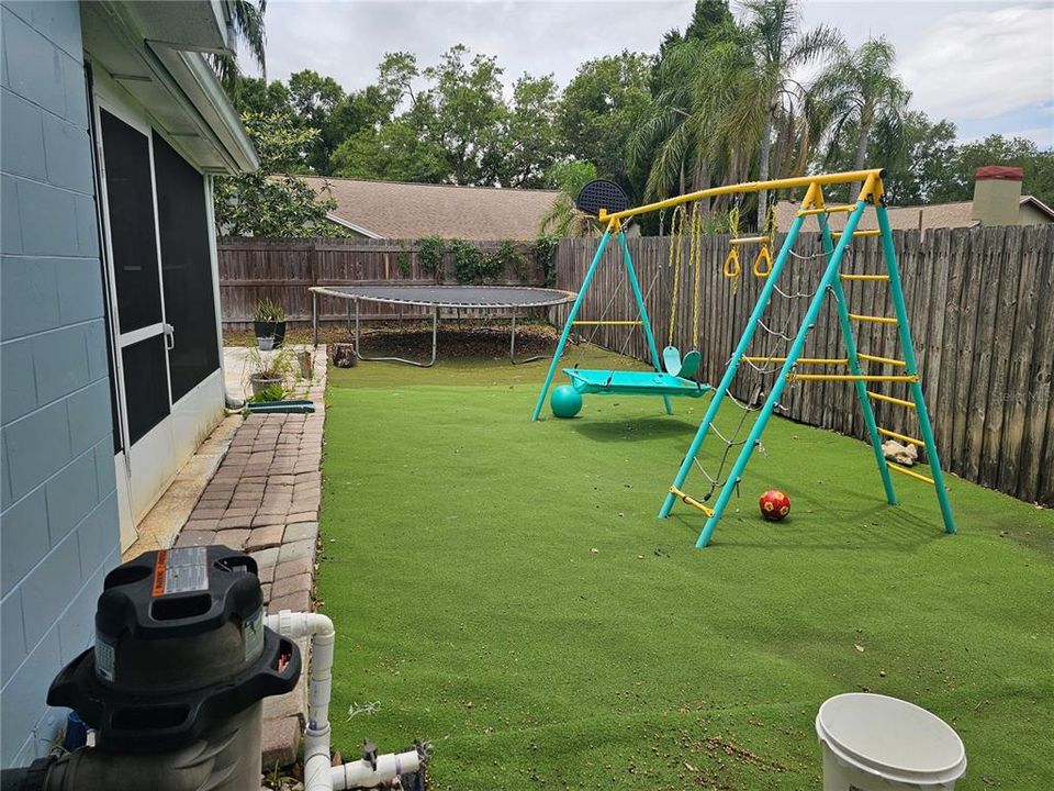 For Sale: $415,900 (3 beds, 2 baths, 1982 Square Feet)