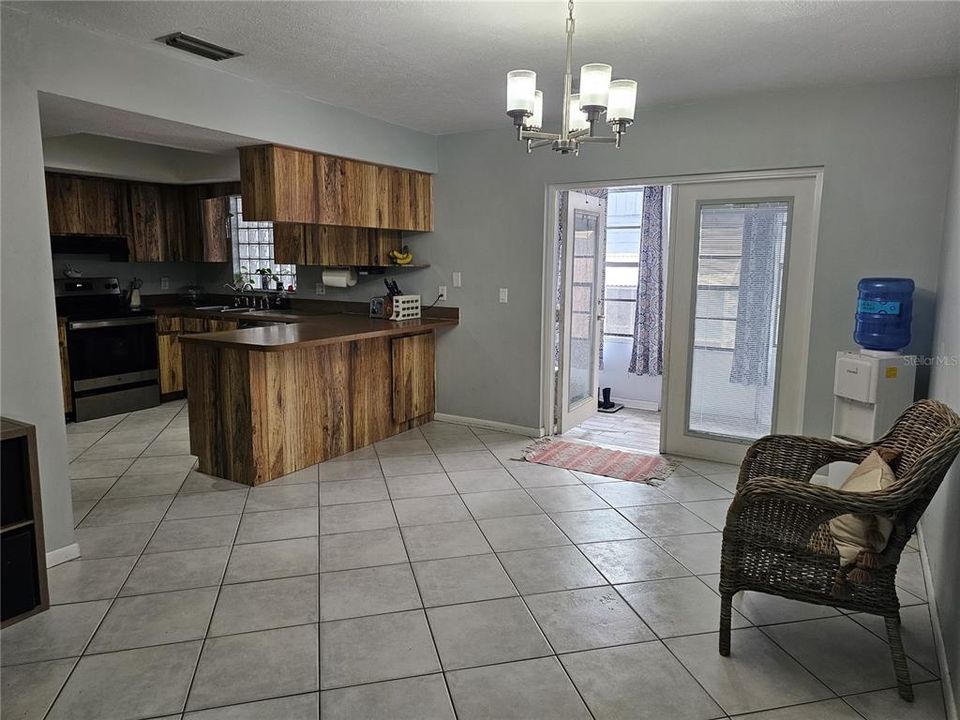 For Sale: $415,900 (3 beds, 2 baths, 1982 Square Feet)