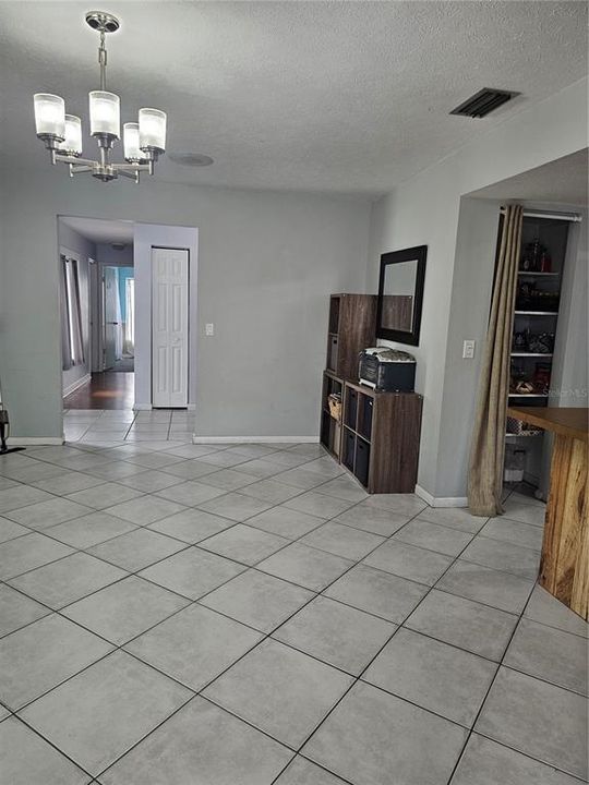For Sale: $415,900 (3 beds, 2 baths, 1982 Square Feet)
