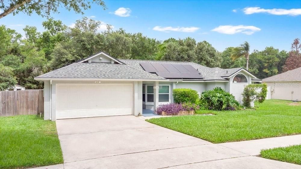 For Sale: $519,000 (4 beds, 2 baths, 2111 Square Feet)