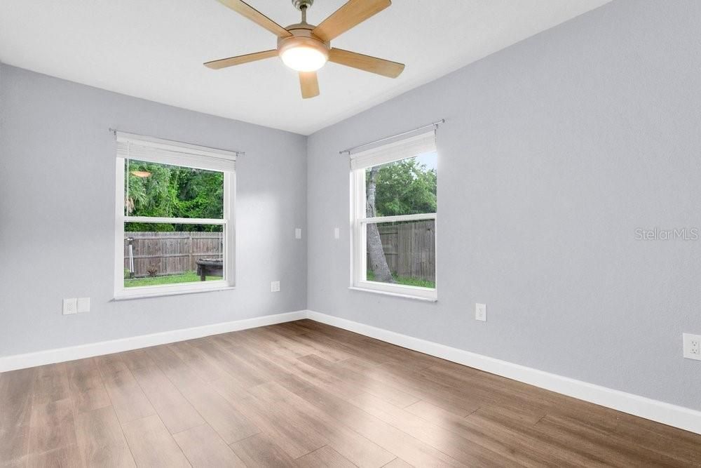 For Sale: $519,000 (4 beds, 2 baths, 2111 Square Feet)