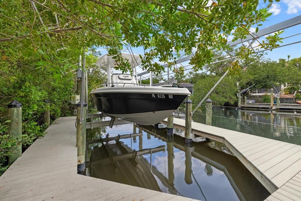 For Sale: $1,195,000 (3 beds, 3 baths, 2091 Square Feet)