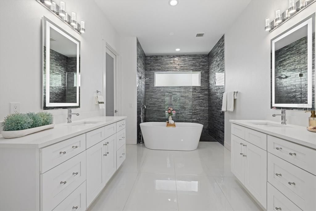 For Sale: $1,195,000 (3 beds, 3 baths, 2091 Square Feet)