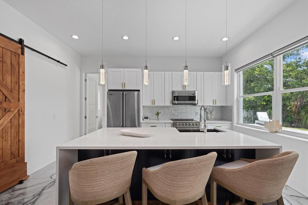 For Sale: $1,195,000 (3 beds, 3 baths, 2091 Square Feet)