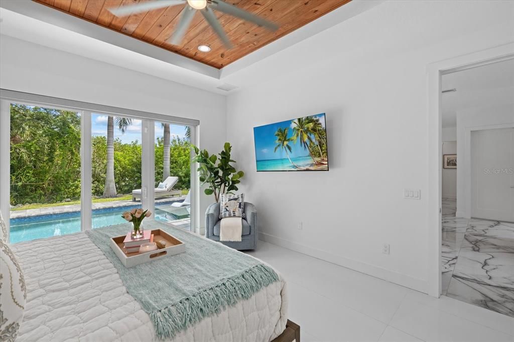 For Sale: $1,195,000 (3 beds, 3 baths, 2091 Square Feet)