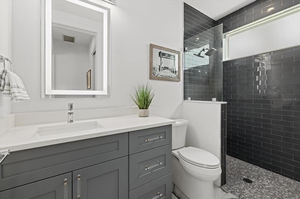 For Sale: $1,195,000 (3 beds, 3 baths, 2091 Square Feet)