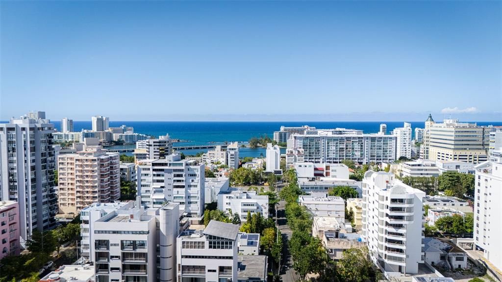 For Sale: $195,000 (1 beds, 1 baths, 326 Square Feet)