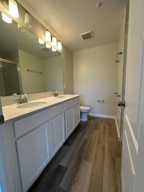 В аренду: $2,295 (3 спален, 2 ванн, 1587 Квадратных фут)