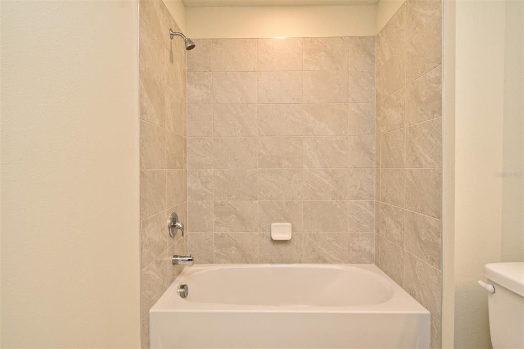 В аренду: $2,495 (3 спален, 2 ванн, 1782 Квадратных фут)