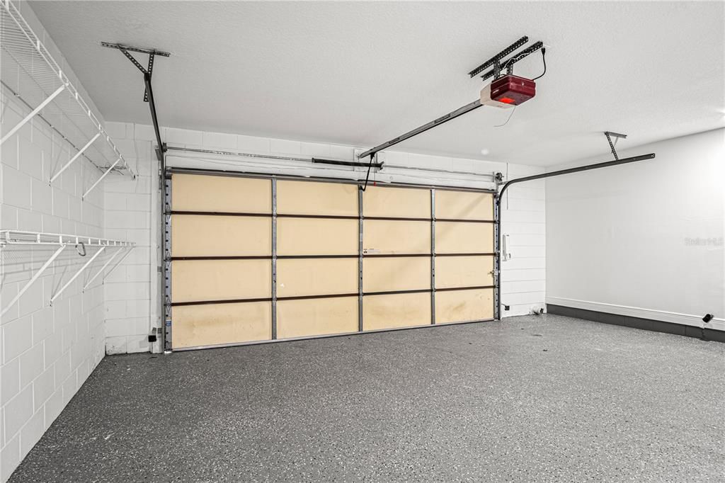 For Sale: $450,000 (4 beds, 3 baths, 1597 Square Feet)