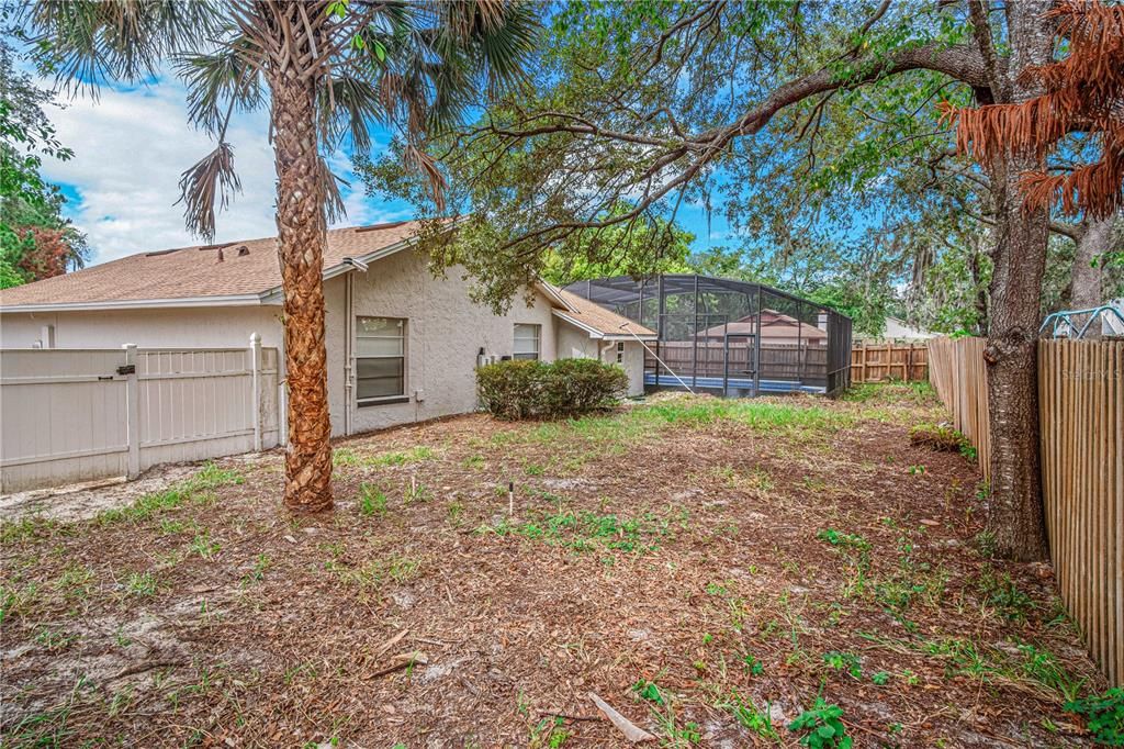 For Sale: $450,000 (4 beds, 3 baths, 1597 Square Feet)