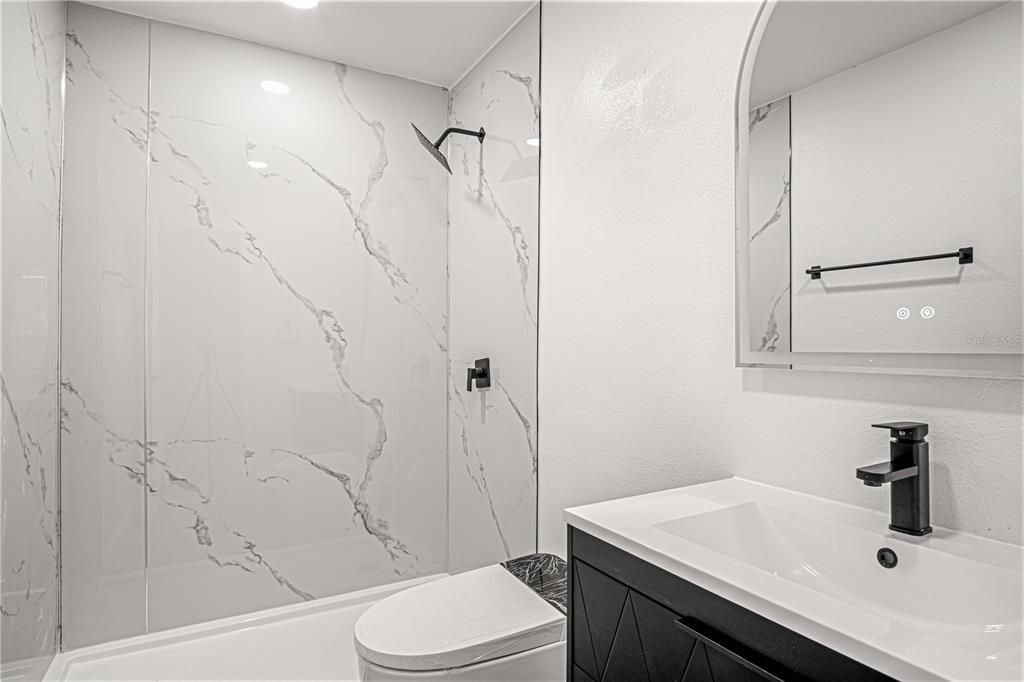 For Sale: $450,000 (4 beds, 3 baths, 1597 Square Feet)