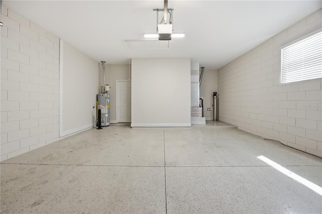 For Sale: $670,000 (3 beds, 2 baths, 2404 Square Feet)